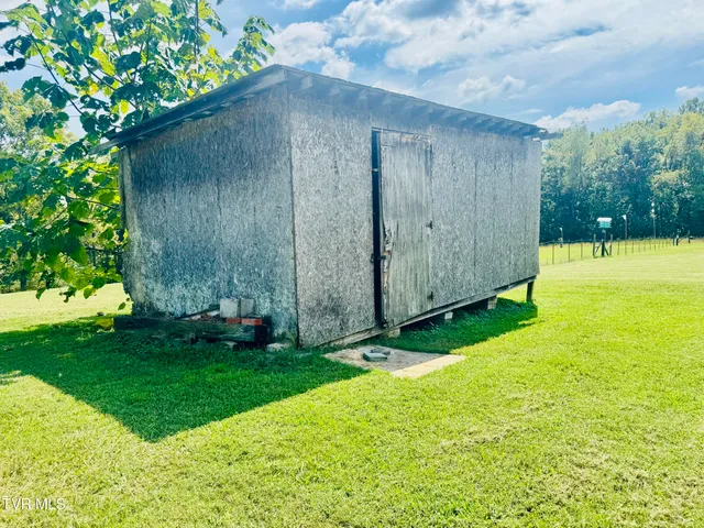 $319,931 | 923 Muddy Creek Road, Piney Flats, TN 37686