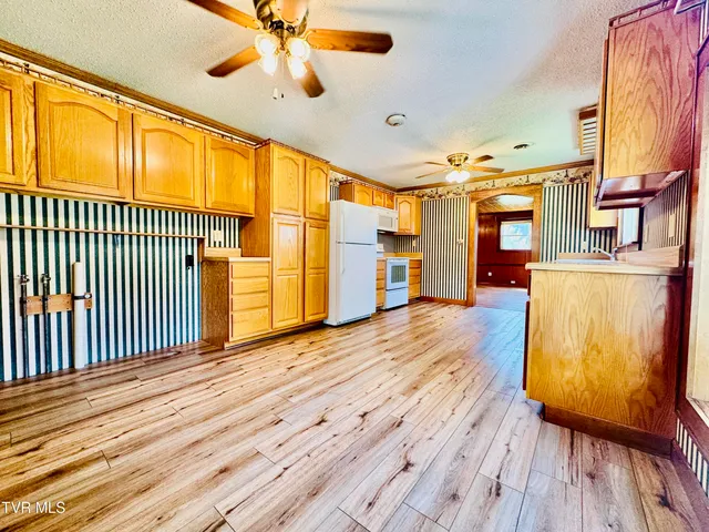 $319,931 | 923 Muddy Creek Road, Piney Flats, TN 37686