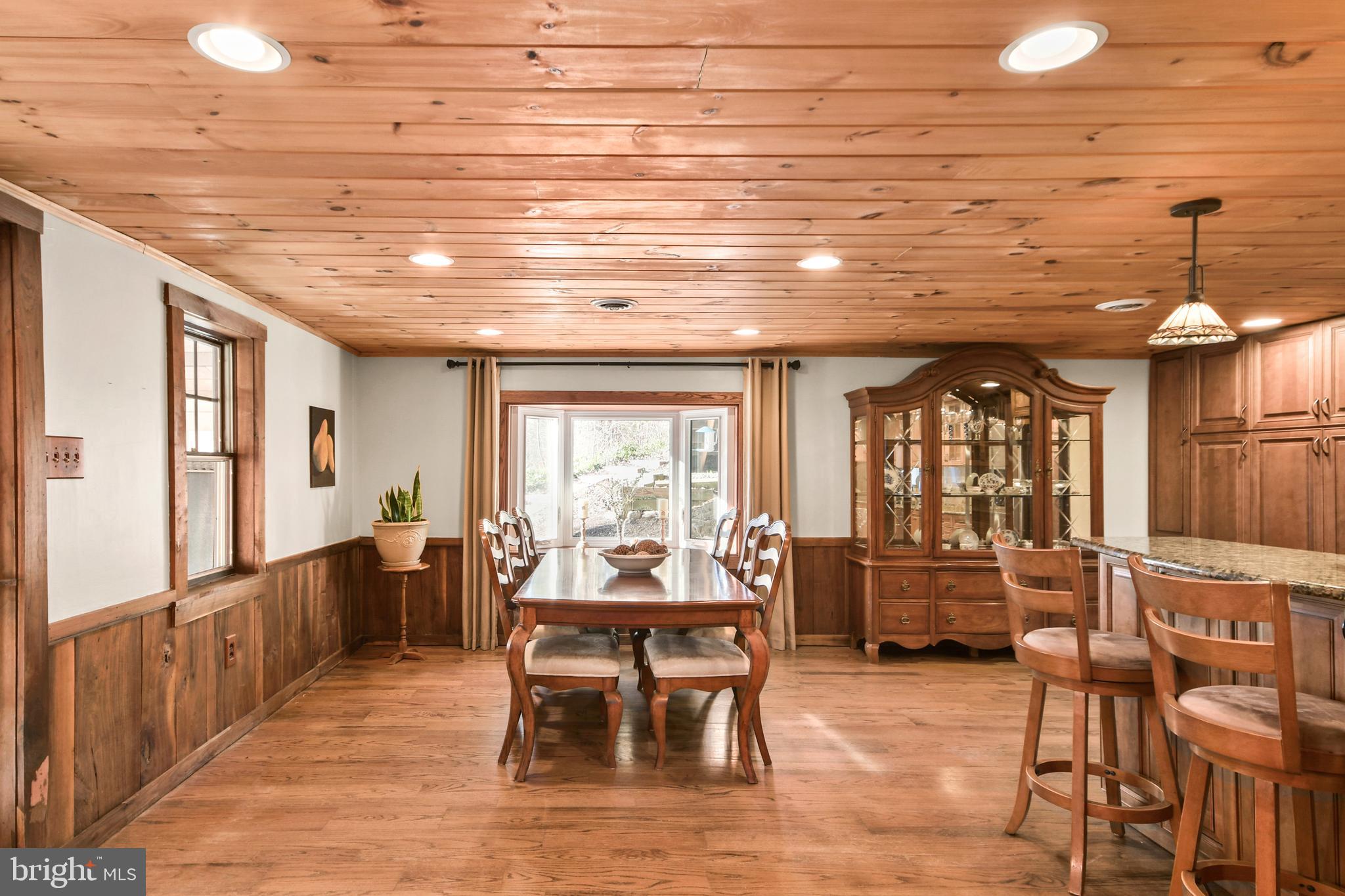 7144 Ira Sears Road Adamstown, MD 21710 - Photo 102 of 149 Dining area