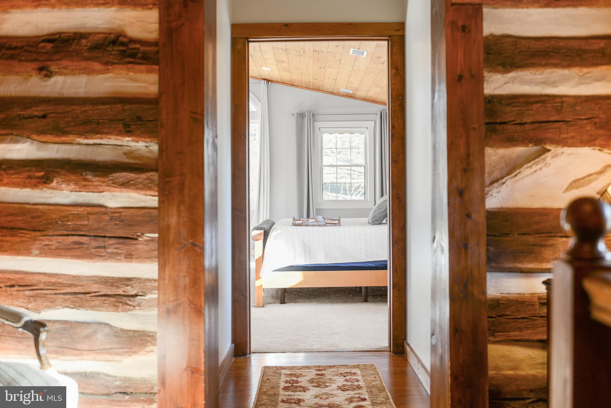 7144 Ira Sears Road Adamstown, MD 21710 - Photo 108 of 149 Upstairs Hall