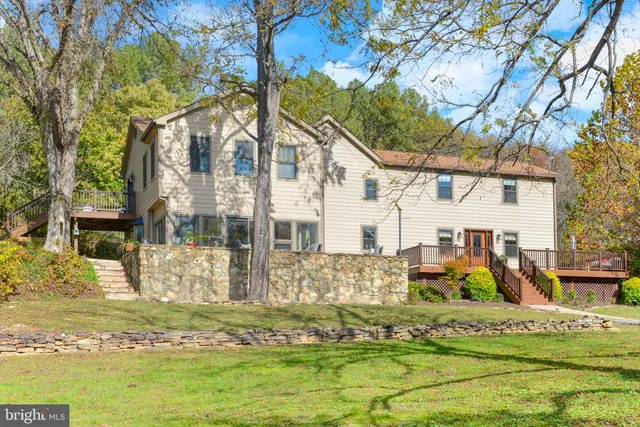 $1,350,000 | 7144 Ira Sears Road, Adamstown, MD 21710