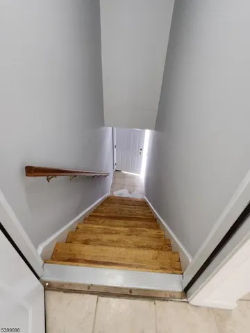 $2,000 | 83 Wayne Avenue, Paterson, NJ 07522