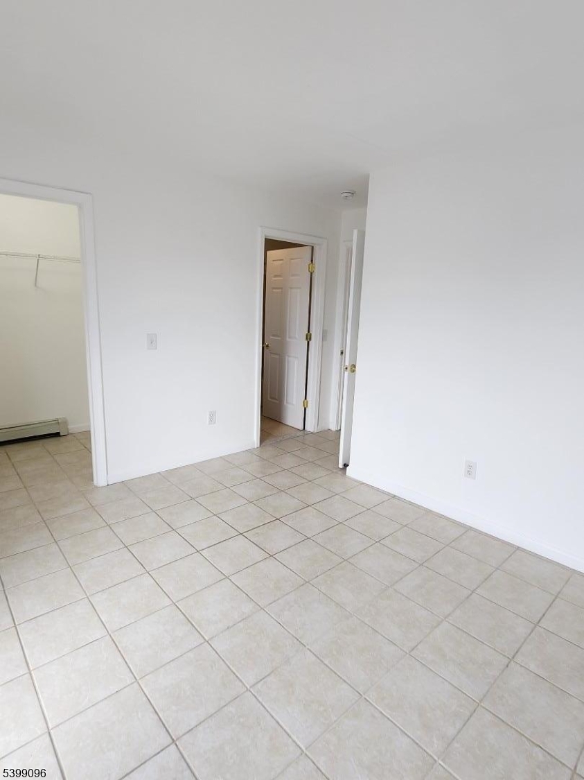 83 Wayne Avenue Paterson, NJ 07522 - Photo 5 of 13