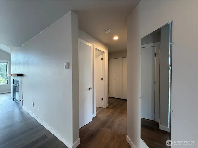 $2,975 | 6121 Northeast 175th Street, Unit A402, Kenmore, WA 98028