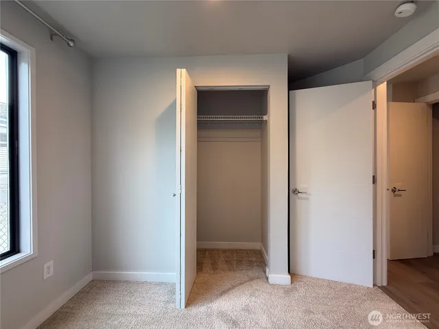 $2,975 | 6121 Northeast 175th Street, Unit A402, Kenmore, WA 98028