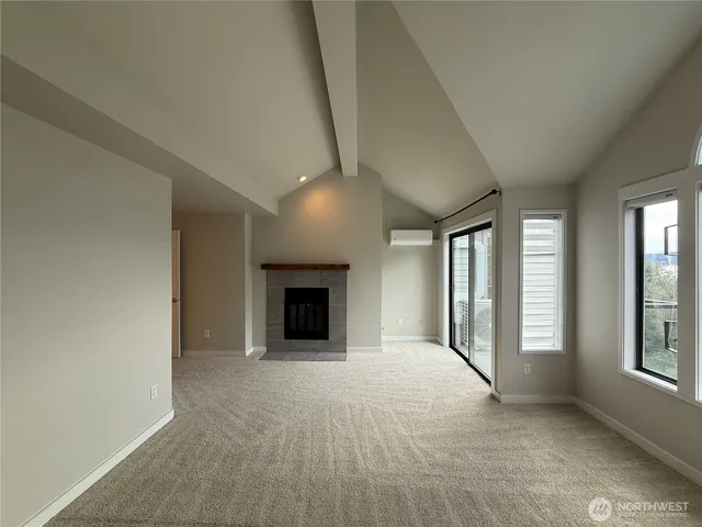 $2,975 | 6121 Northeast 175th Street, Unit A402, Kenmore, WA 98028