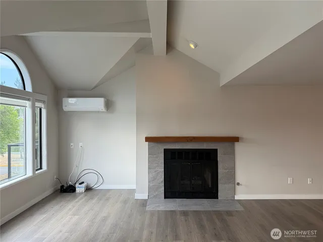 $2,975 | 6121 Northeast 175th Street, Unit A402, Kenmore, WA 98028