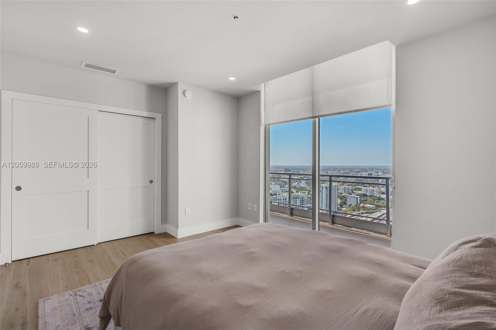 92 Southwest 3rd Street, Unit 5204 Miami, FL 33130 - Photo 18 of 49 Gallery Image 18
