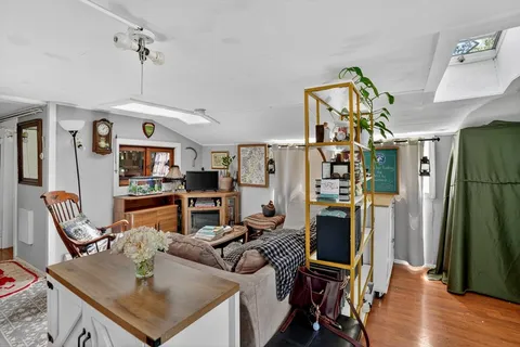 $1,600,000 | 132 S Road, Chilmark, MA 02535