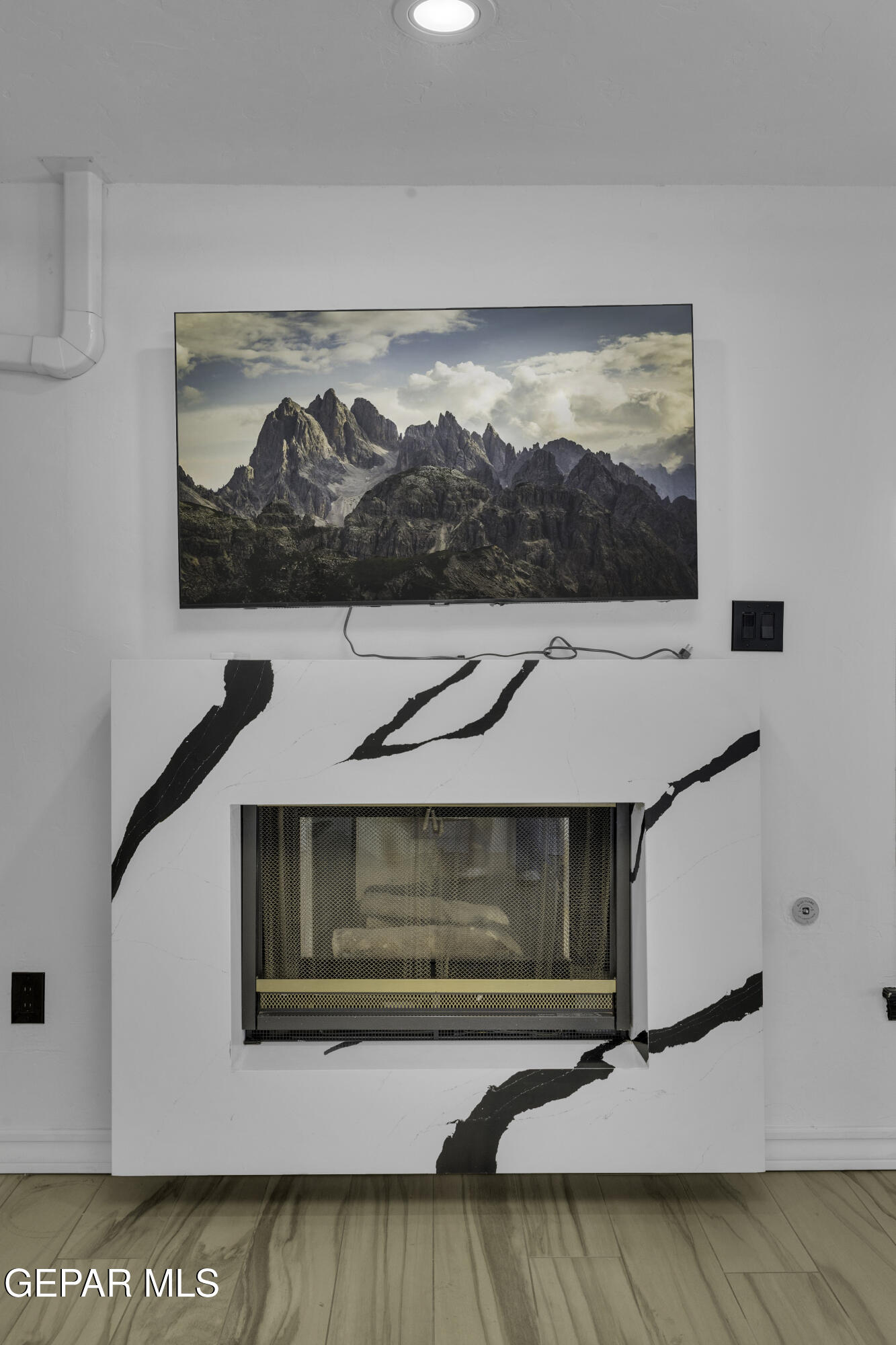 608 Spring Crest Drive El Paso, TX 79912 - Photo 15 of 26 3 (17)