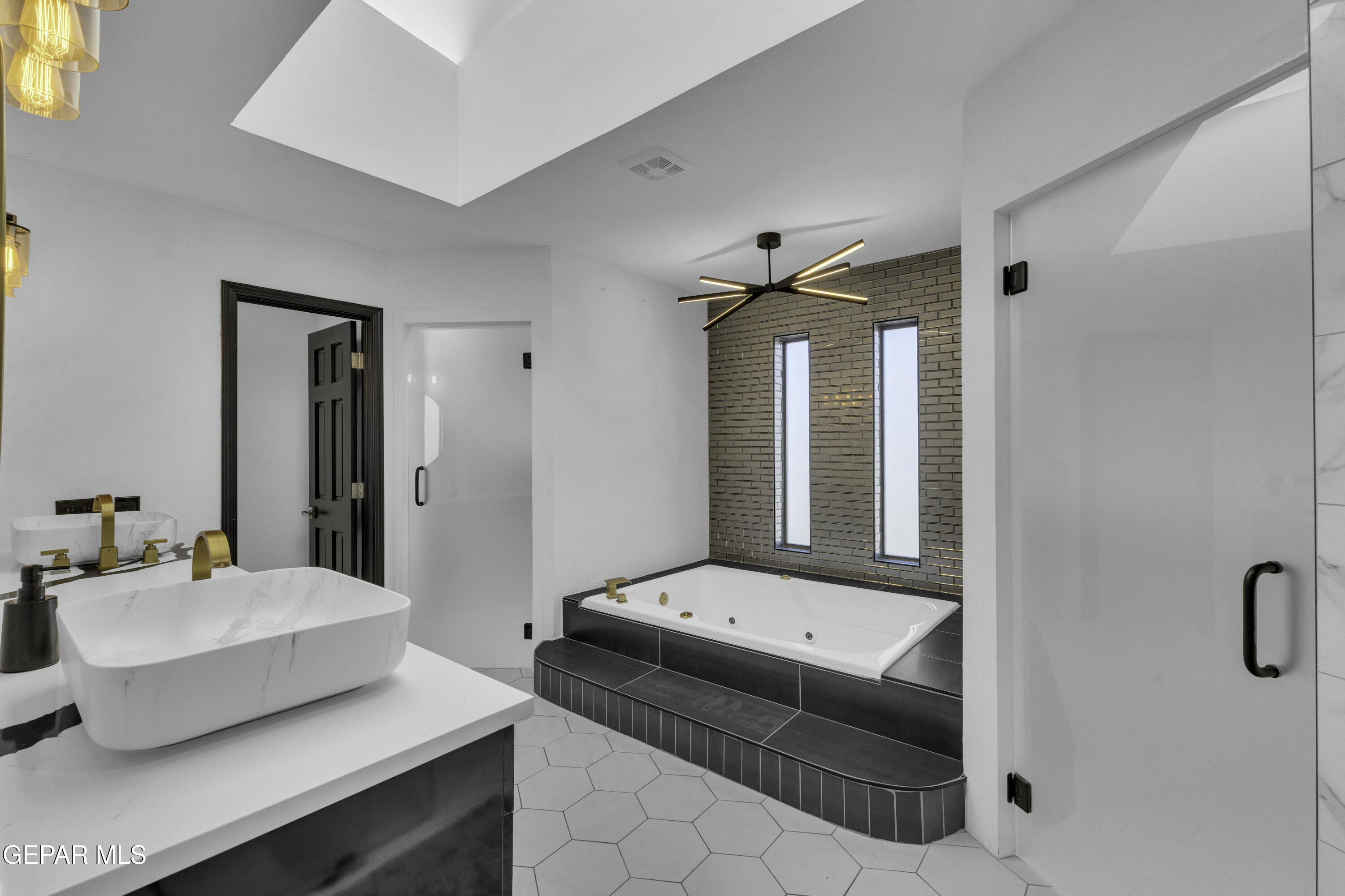 608 Spring Crest Drive El Paso, TX 79912 - Photo 16 of 26 3 (18)