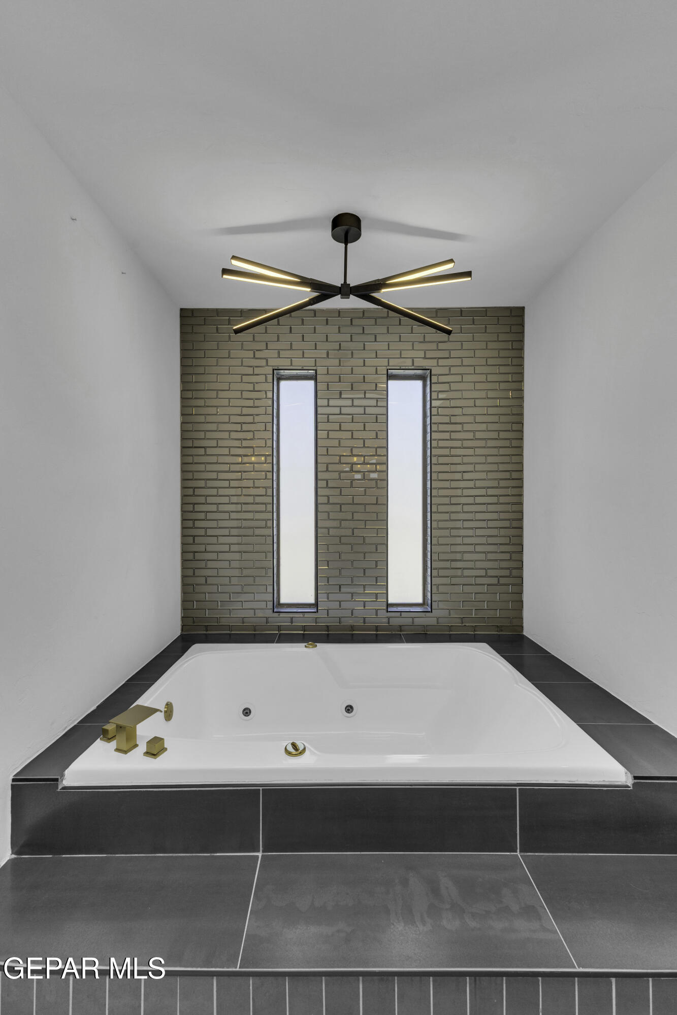 608 Spring Crest Drive El Paso, TX 79912 - Photo 17 of 26 3 (19)