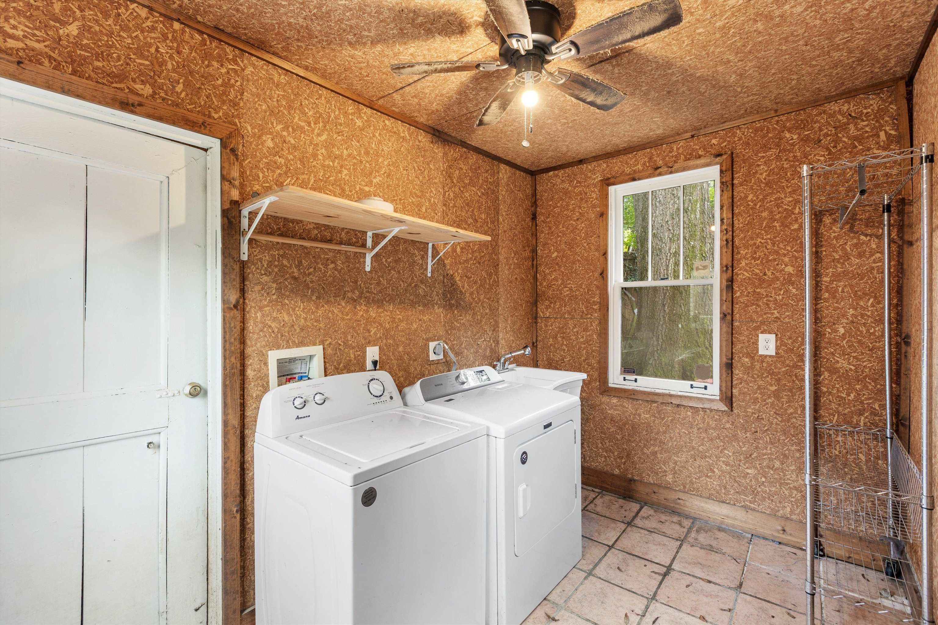 165 Picardy Street Memphis, TN 38111 - Photo 22 of 28 a utility room with dryer and washer