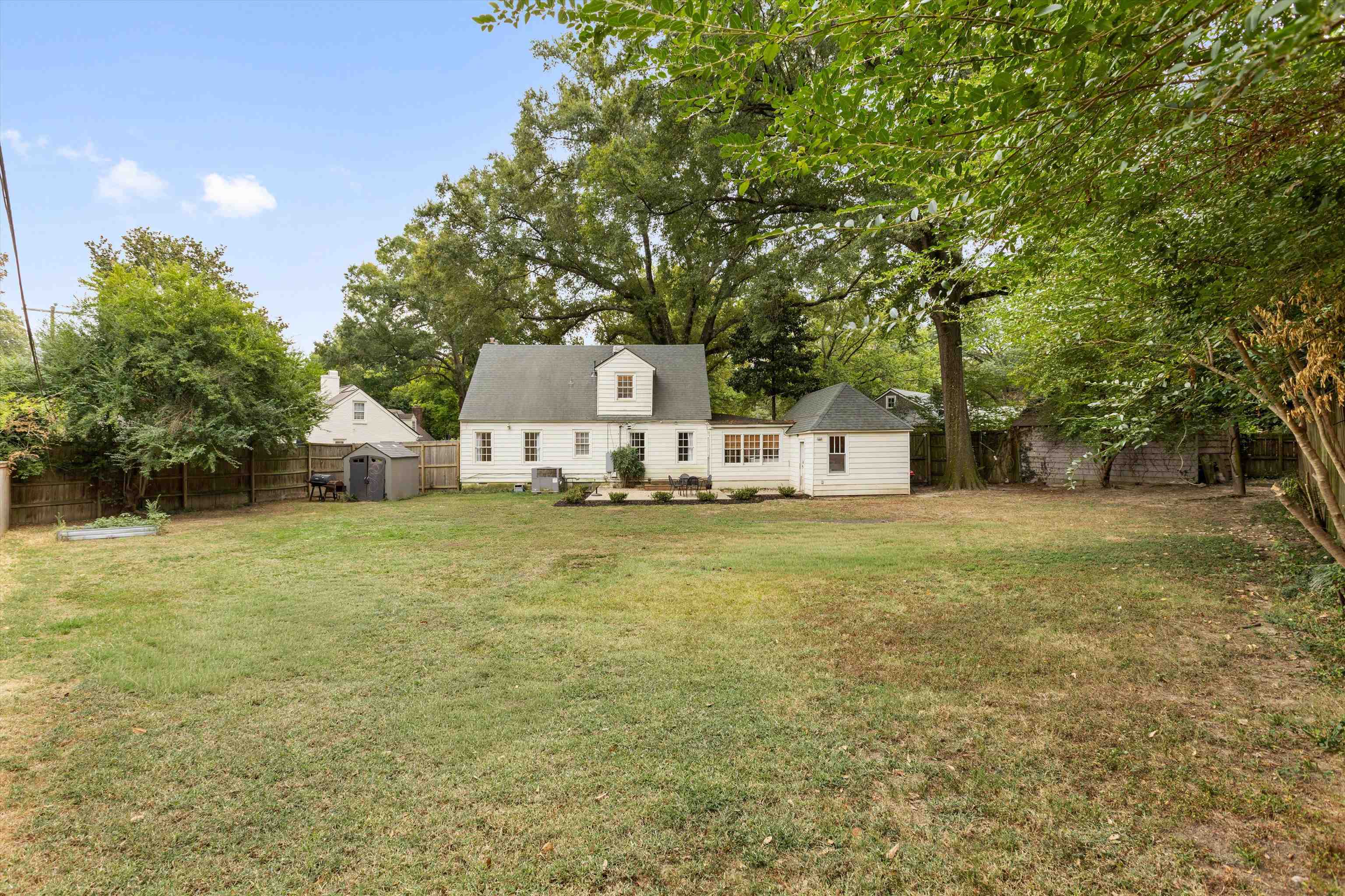165 Picardy Street Memphis, TN 38111 - Photo 25 of 28 a house view with a garden space