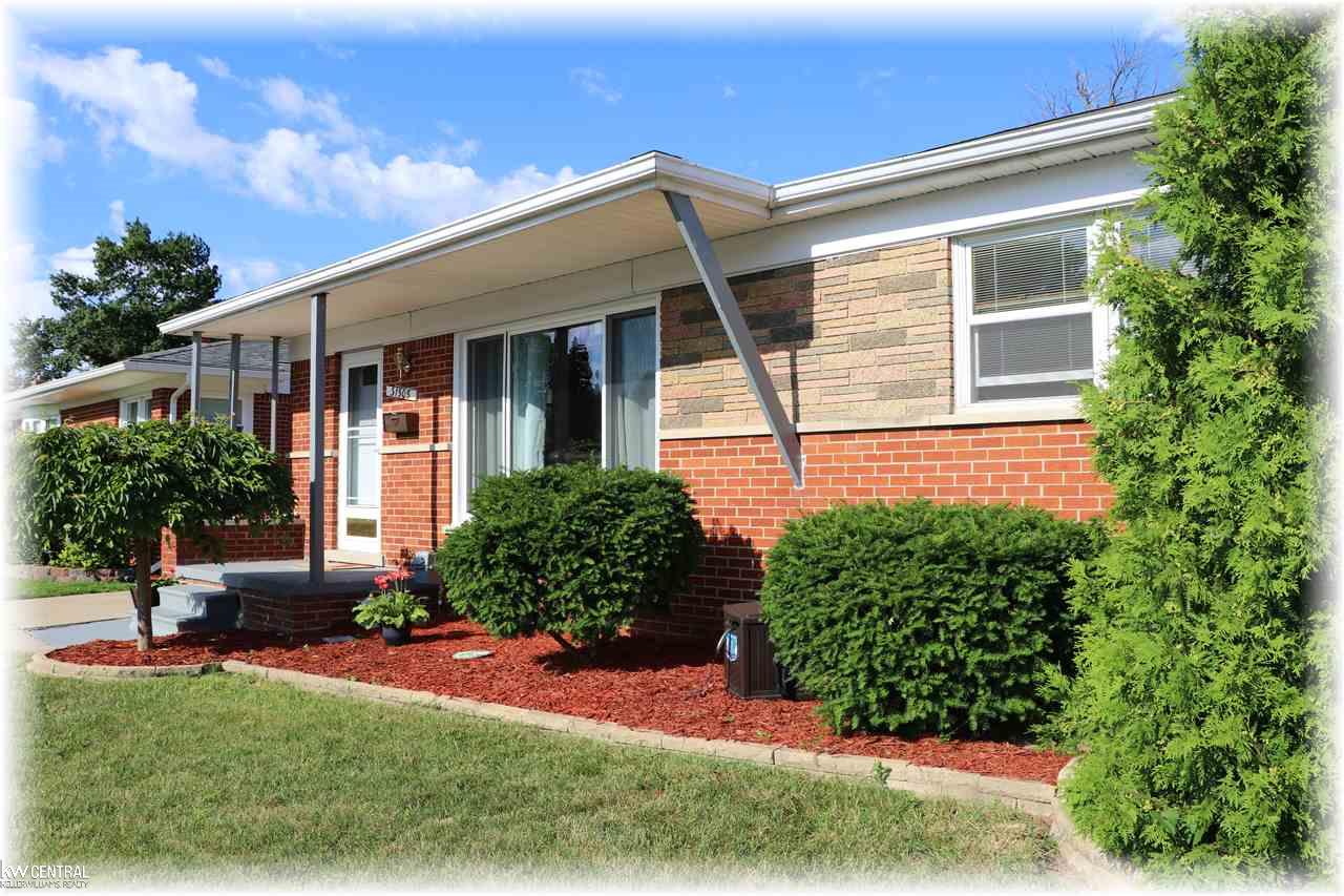 31505 Kelly Road Fraser, MI 48026 - Photo 3 of 40 Fresh Landscapping