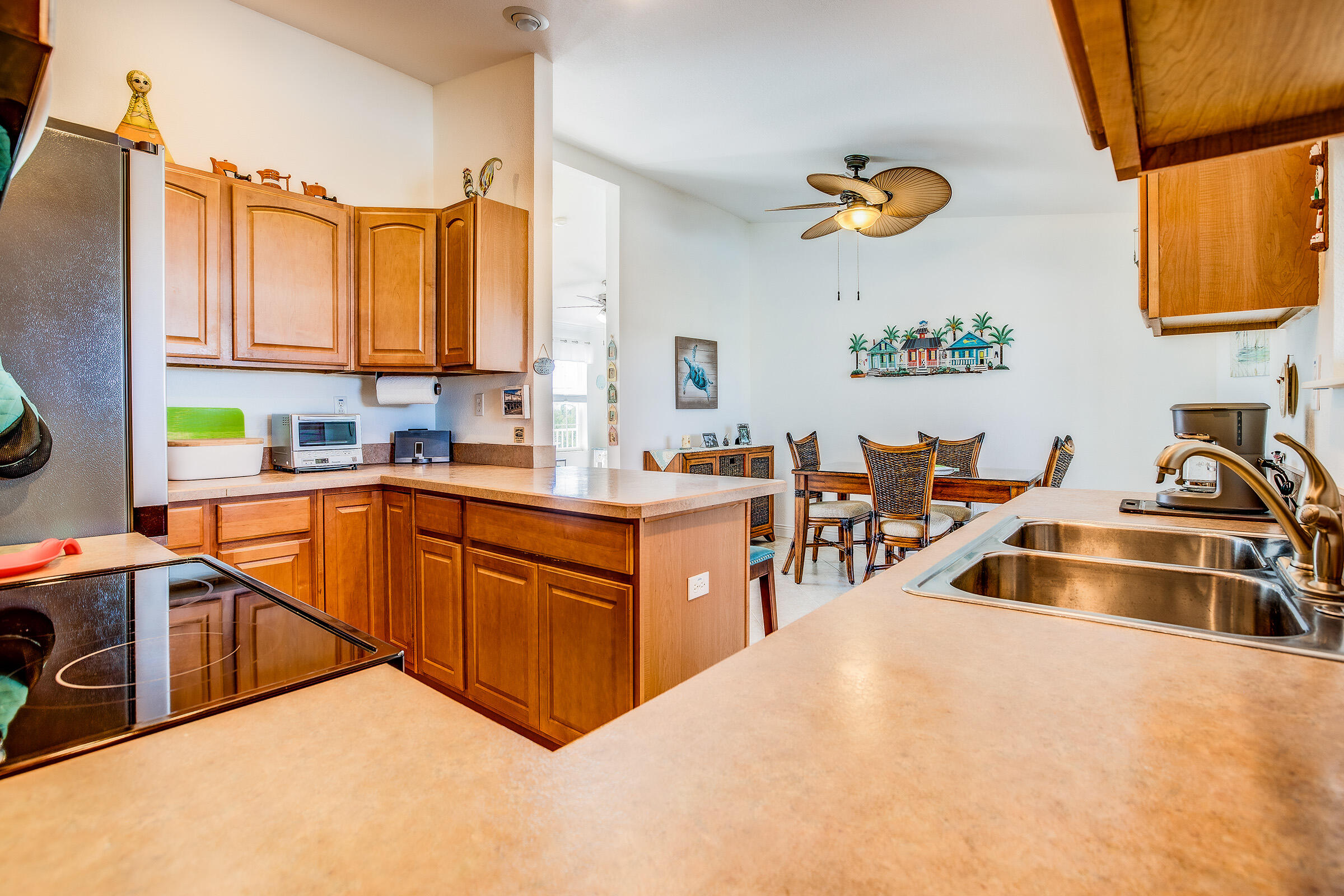 29479 Ranger Avenue Big Pine Key, FL 33043 - Photo 13 of 45 Kitchen/Dining