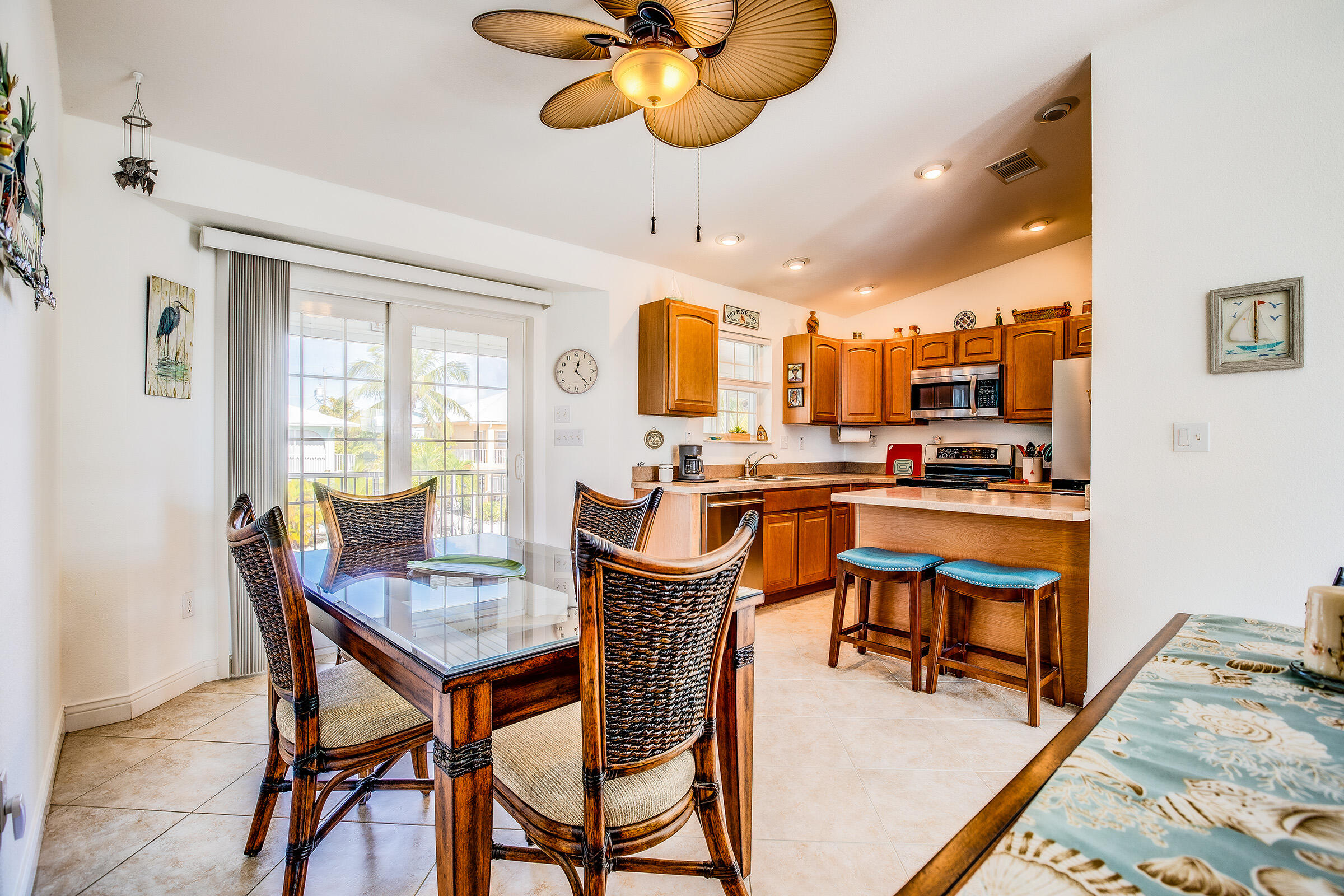 29479 Ranger Avenue Big Pine Key, FL 33043 - Photo 8 of 45 Dining Area