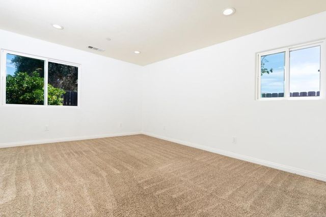 $1,250,000 | 8364 Lake Ashwood Avenue, San Diego, CA 92119