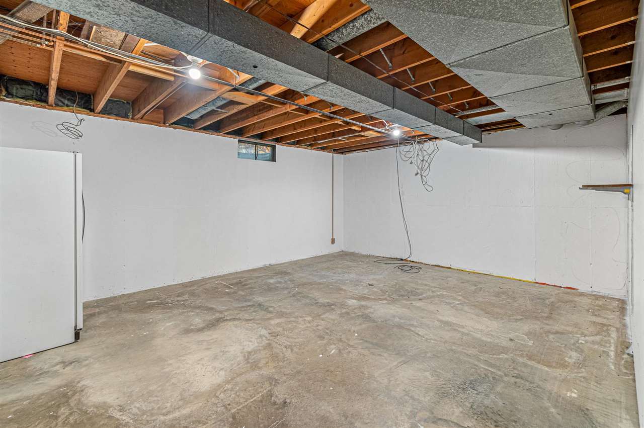 3011 Pinecrest Road Iowa City, IA 52245 - Photo 33 of 45 Gallery Image 33