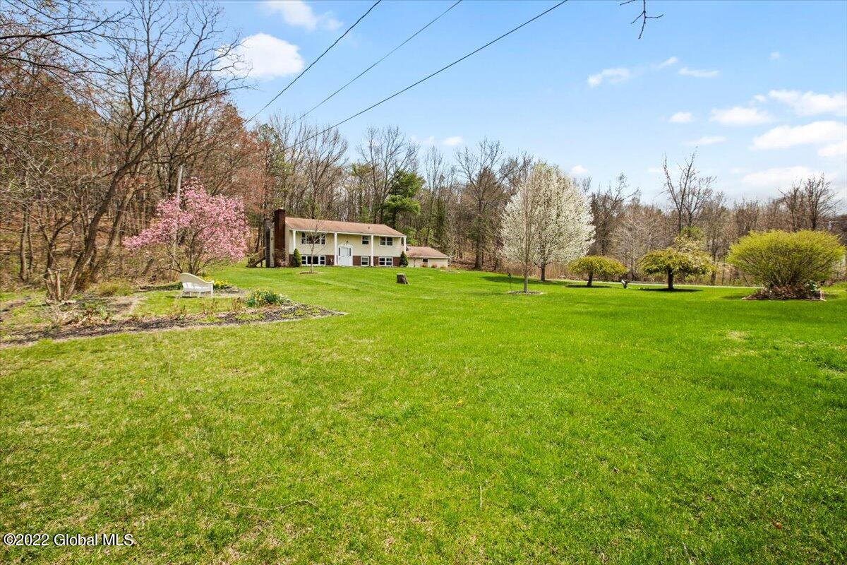 250 Beaver Road Schodack, NY 12123 - Photo 34 of 36 Amazing Garden Area