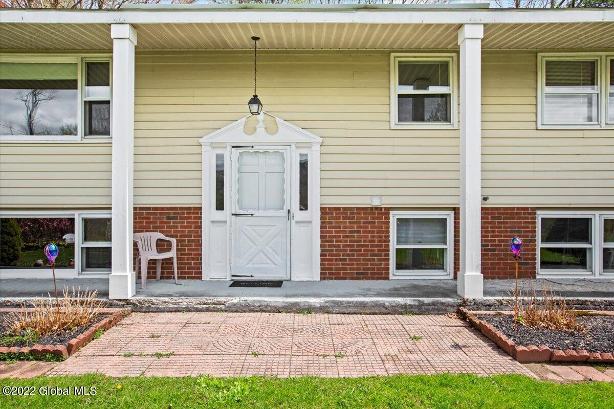 250 Beaver Road Schodack, NY 12123 - Photo 5 of 36 Covered Porch