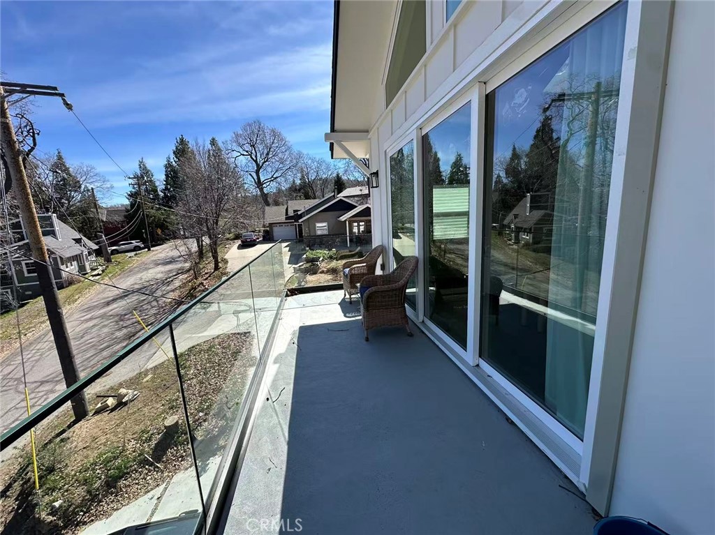 1670 Grass Valley Road Lake Arrowhead, CA 92352 - Photo 17 of 31 Balcony 2nd FLoor