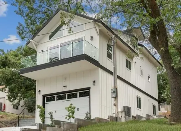 $3,500 | 1670 Grass Valley Road, Lake Arrowhead, CA 92352