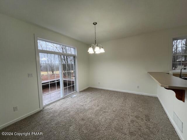 409 Gentian Lane Long Pond, PA 18334 - Photo 11 of 27 dining room