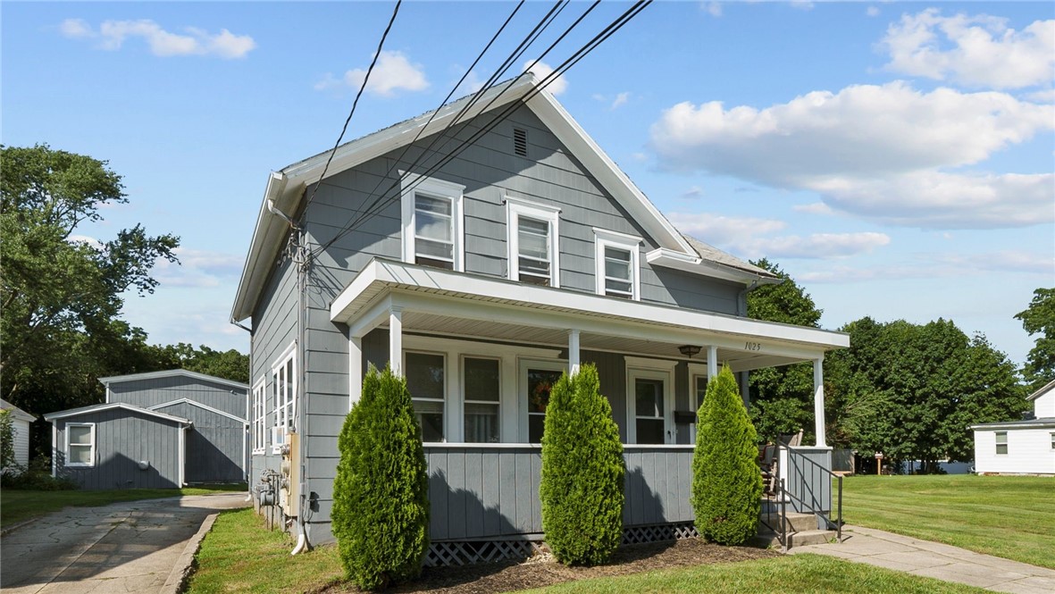 1021 Toll Gate Road Warwick, RI 02886 - Photo 1 of 23 Gallery Image 1