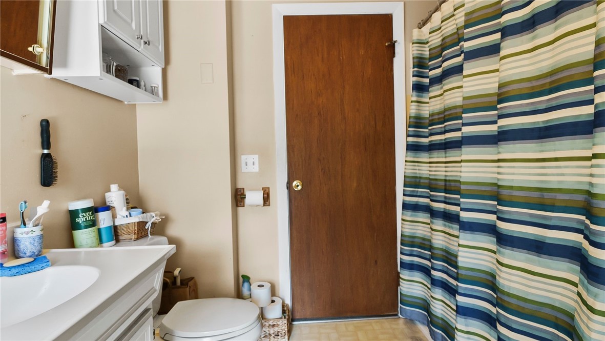 1021 Toll Gate Road Warwick, RI 02886 - Photo 21 of 23 Gallery Image 21