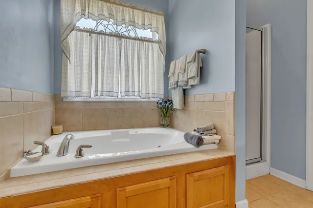 $434,900 | 1008 Graceland Way, Greenbrier, TN 37073