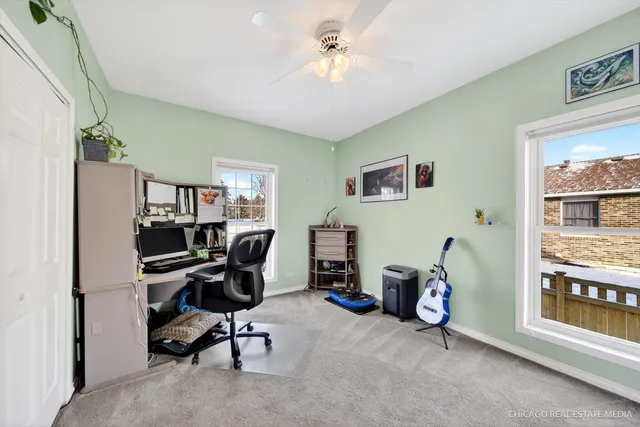 $390,000 | 1567 Galway Drive, Aurora, IL 60505