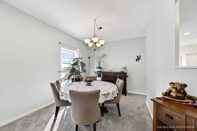 $390,000 | 1567 Galway Drive, Aurora, IL 60505