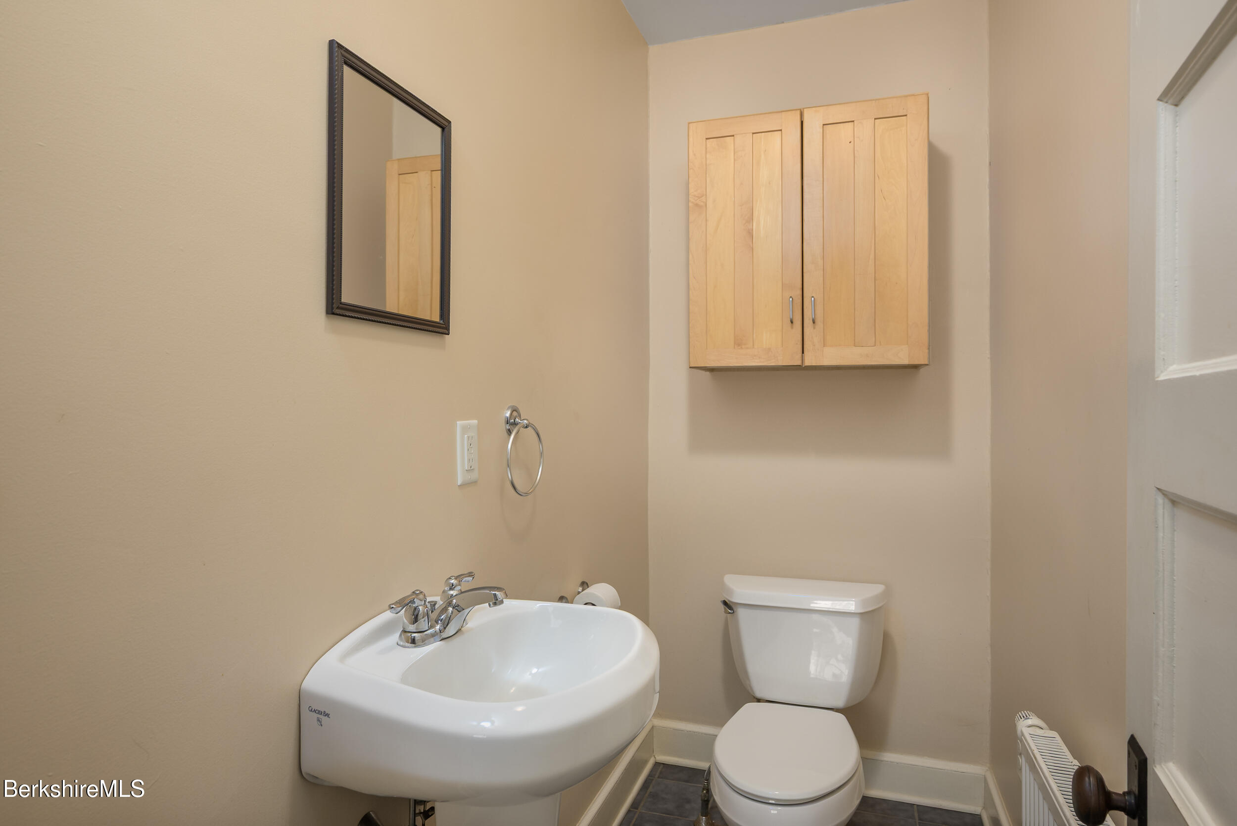 1539 Green River Road, Unit 2 Williamstown, MA 01267 - Photo 45 of 50 1539-Green-River-44