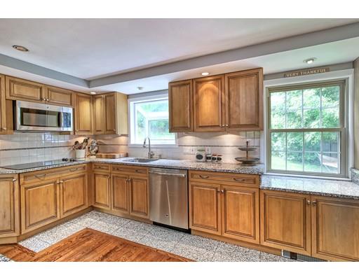 90 Parker Road Wakefield, MA 01880 - Photo 8 of 30 Gallery Image 8