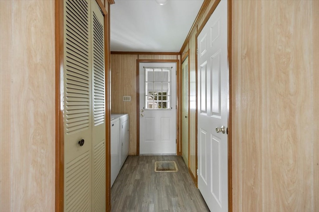 17 Queens Road Attleboro, MA 02703 - Photo 13 of 38 Gallery Image 13