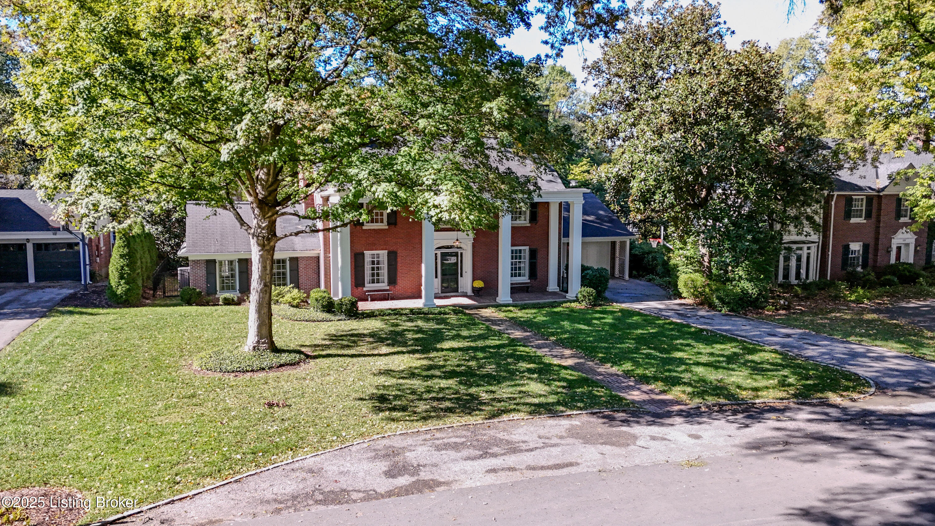 320 Mockingbird Hill Road Louisville, KY 40207 - Photo 66 of 68 DJI_20251020115206_0006_D