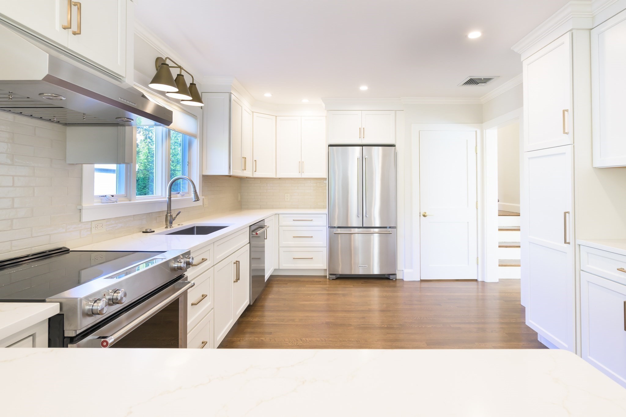 19 Cleveland Road, Unit 1 Marblehead, MA 01945 - Photo 6 of 25 Gallery Image 6