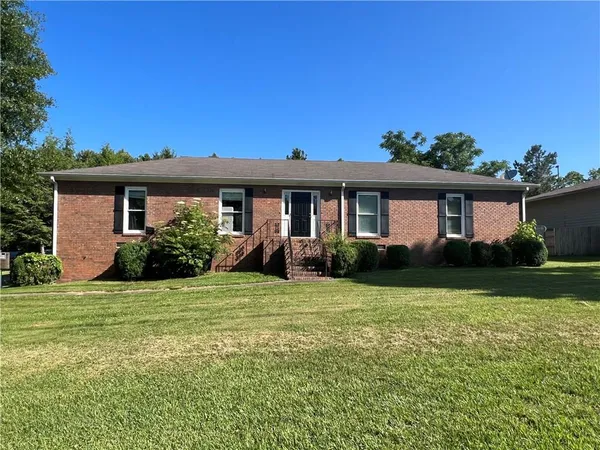 $1,495 | 1650 Beechwood Boulevard Northwest, Unit A, Gainesville, GA 30504