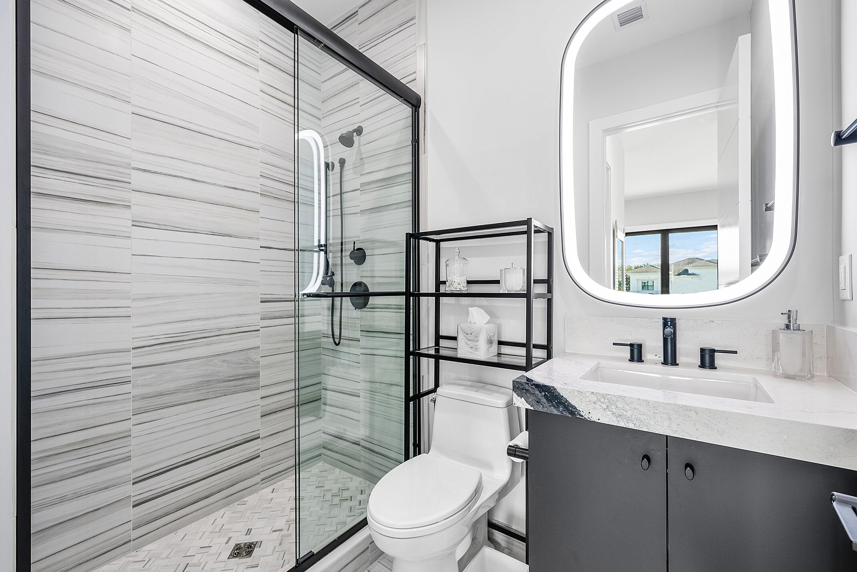 9569 Vescovato Way Boca Raton, FL 33496 - Photo 30 of 98 Ensuite