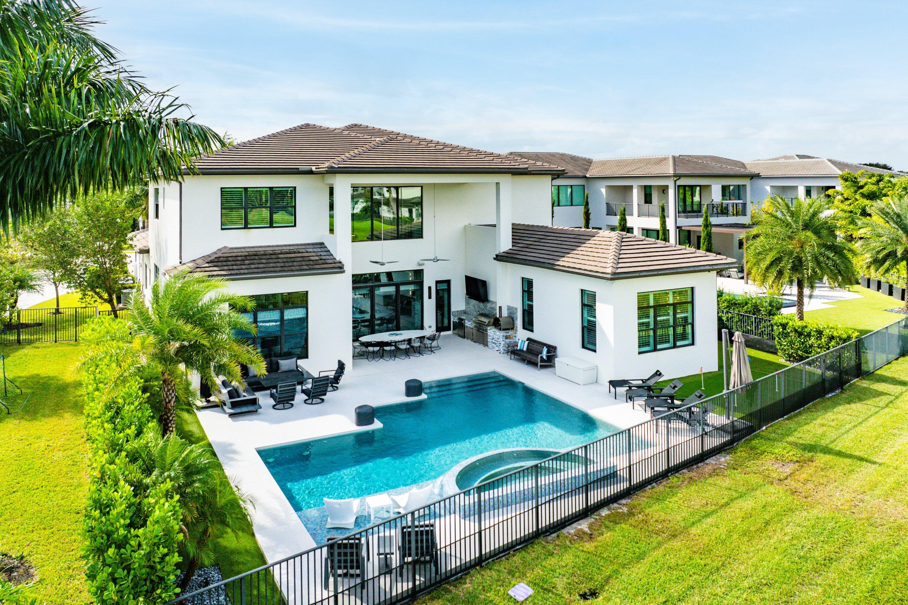 9569 Vescovato Way Boca Raton, FL 33496 - Photo 57 of 98 Back