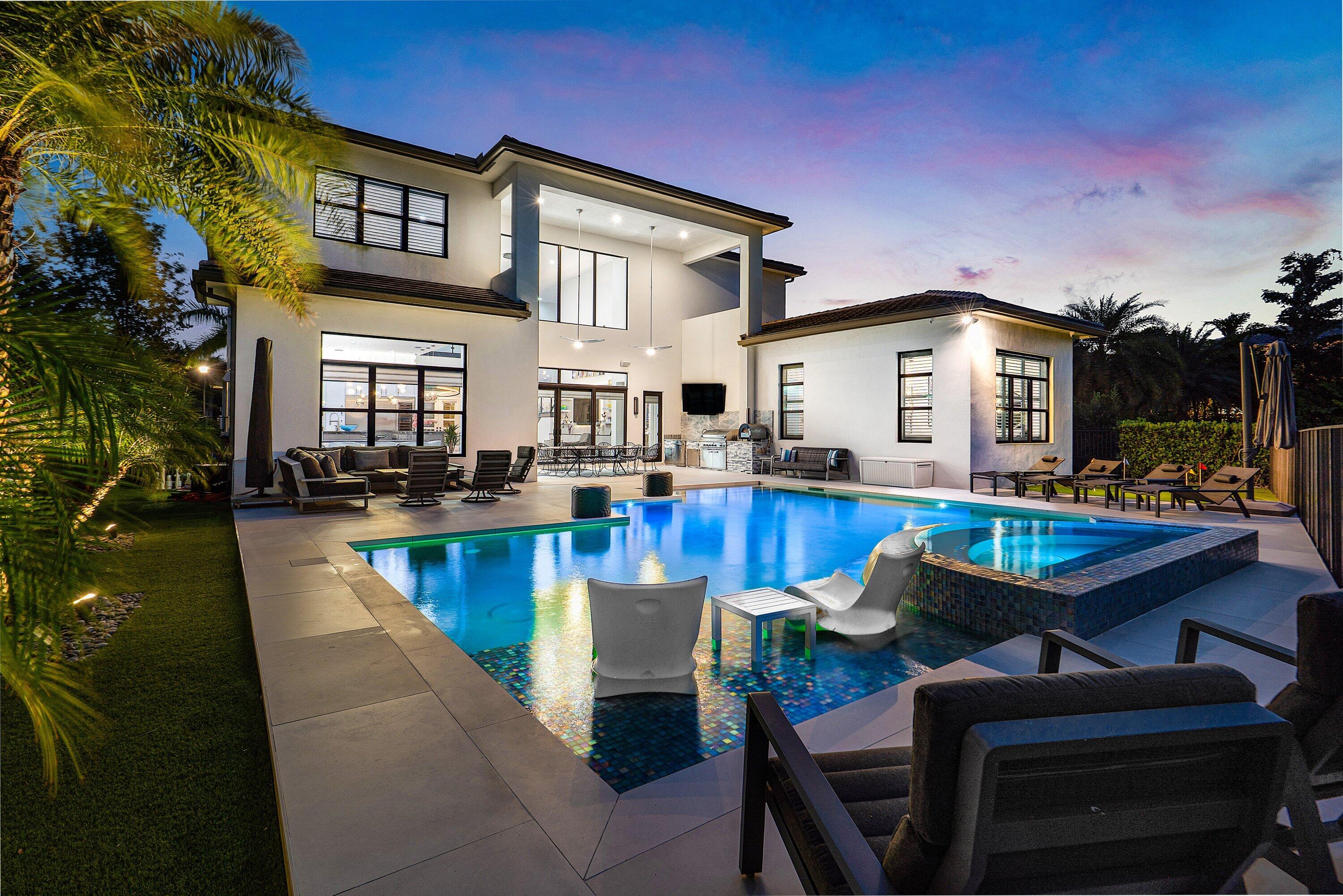 9569 Vescovato Way Boca Raton, FL 33496 - Photo 73 of 98 Backyard