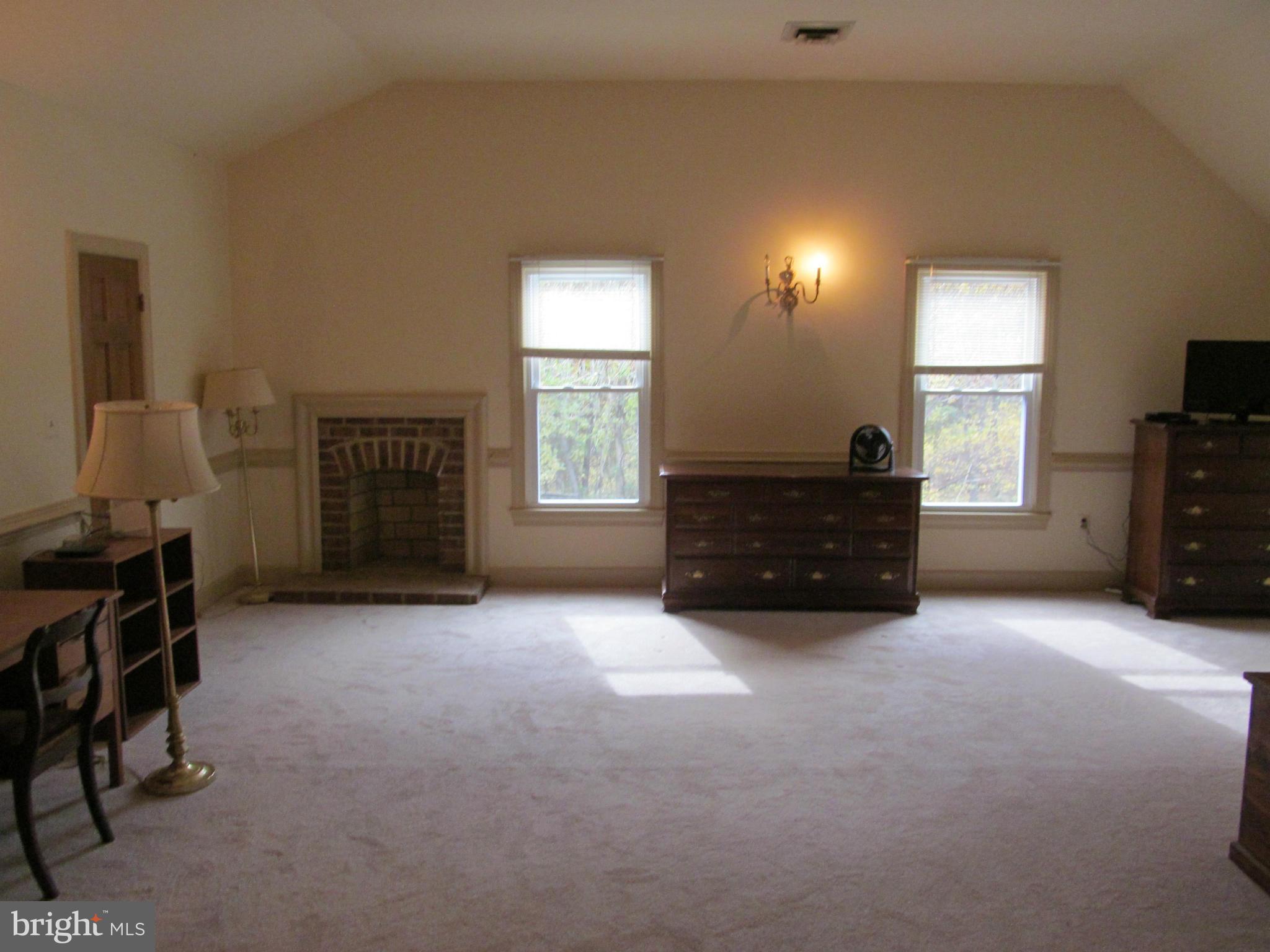 6355 Leeds Manor Road Marshall, VA 20115 - Photo 16 of 30 Bedroom (Master)