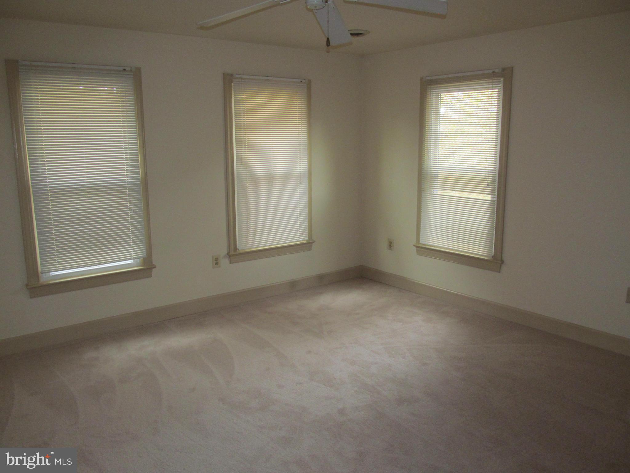 6355 Leeds Manor Road Marshall, VA 20115 - Photo 20 of 30 Bedroom