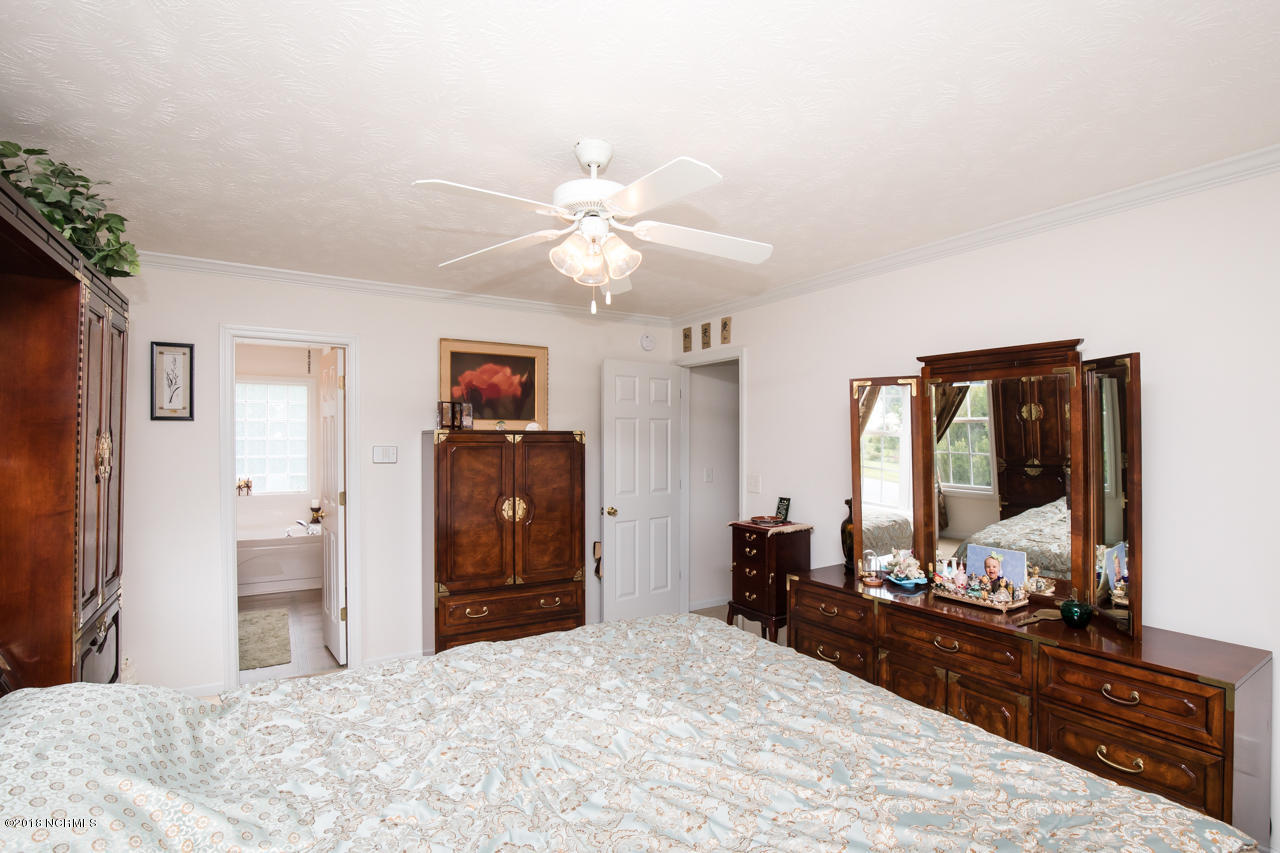 238 Rutherford Way Jacksonville, NC 28540 - Photo 46 of 65 RE-39