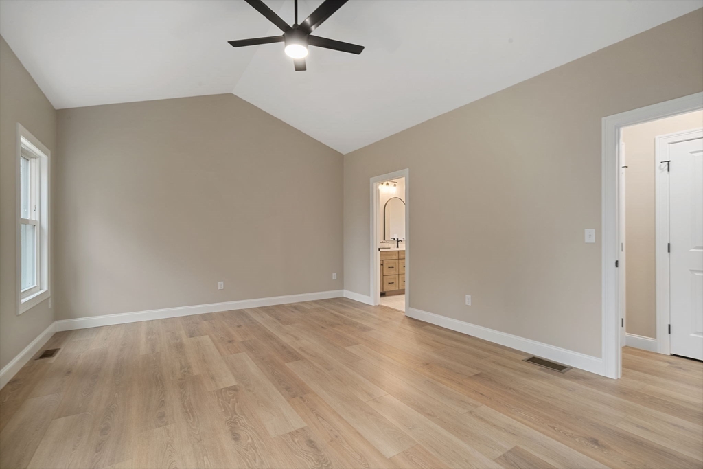 29-4 Sunset Road Westminster, MA 01473 - Photo 18 of 37 wooden floor in an empty room