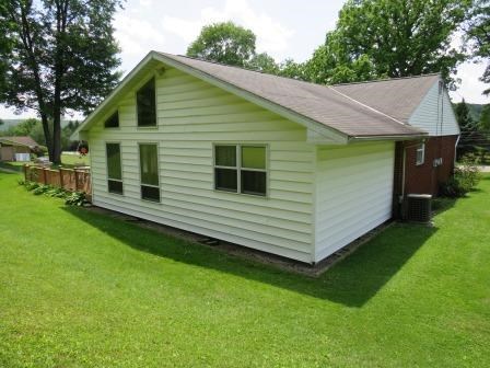 11864 Hydetown Road Titusville, PA 16354 - Photo 3 of 43