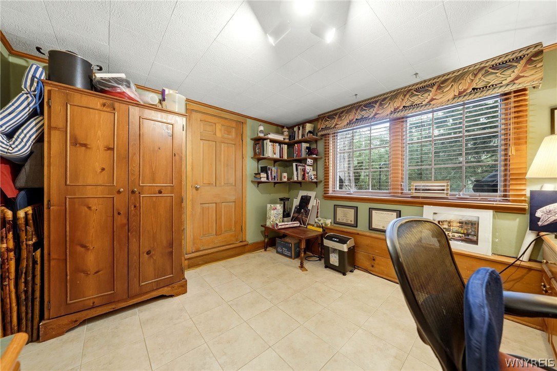 55 Meadowbrook Road Amherst, NY 14221 - Photo 18 of 37