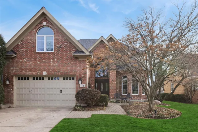 $1,399,000 | 15 Gilbert Avenue, Clarendon Hills, IL 60514