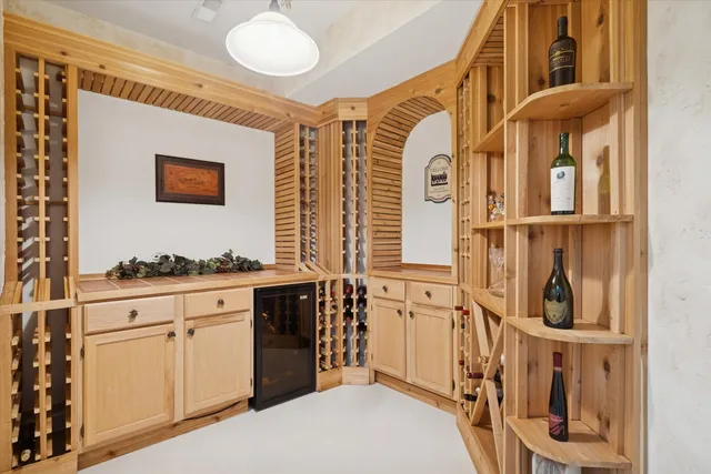 $1,399,000 | 15 Gilbert Avenue, Clarendon Hills, IL 60514